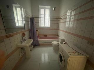 Classic Cairo Apartment with Old Town Charm & 3 Bedrooms - 4