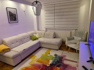 Point of Luxury Suites - 7