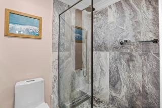 Modern European Townhouse - 5