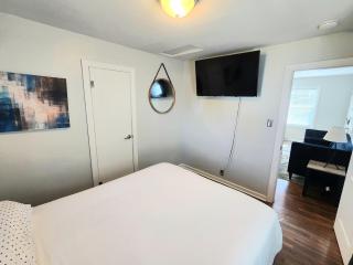 Newly Updated - Bungalow Bliss - 3