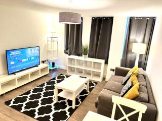 Queens House Apartments Coventry - 8