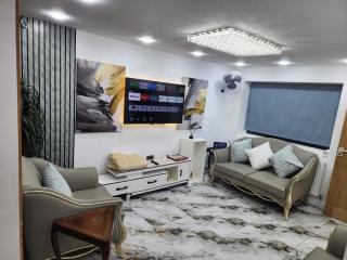 4 Bedroom Excellent Home Large Spacious Layout Detached House Driveway Free Parking - 3