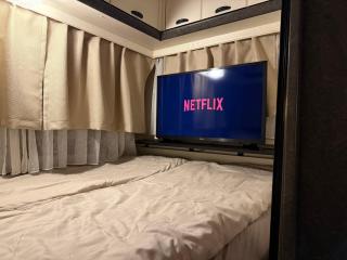 Fully Equipped Caravan 1 - 0