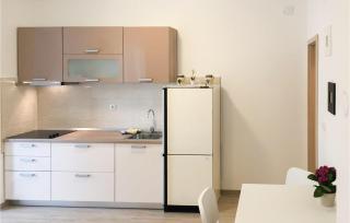 Awesome Apartment In Novalja With Wifi - 8