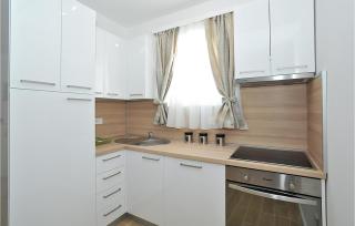 Luxurious Apartment In Privlaka With Heated Swimming Pool - 8