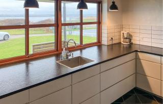 4 Bedroom Beach Front Home In Vinderup - 5