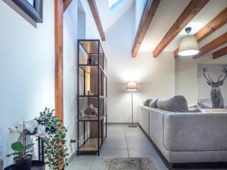 Résidence de 80 m2 avec balcon & cour alsacienne - début Route des Vins - 0