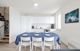 Beach Front Home In Privlaka - 7