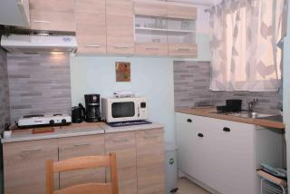 Lucy's comfy apt in town centre by the sea - 1