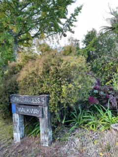 Fuschia Tree Cottage - 1