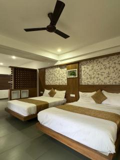 Honeyrock Farm Resort by Skybz - 2