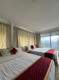 Honeyrock Farm Resort by Skybz - 1