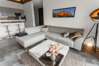 Crans-Montana 6 pers, grand appart rénové avec balcon, vue & parking - 1