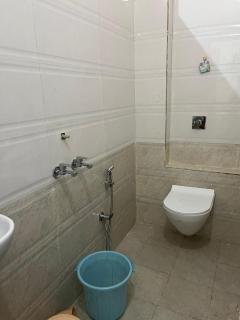 Hotel Madhav bhakta nivas - 1
