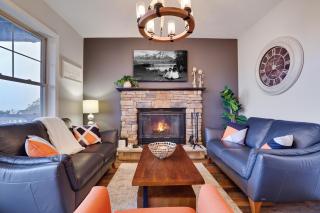 Mountain Chalet Ski, Hike, & Explore - Crescent Lake - 9