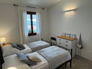 Casa Caterina - Spacious Sea-View Apartment - 3