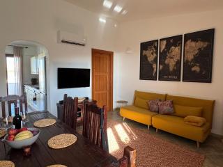 Casa Caterina - Spacious Sea-View Apartment - 9