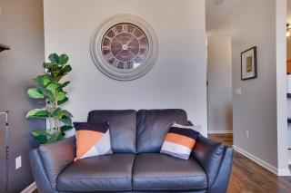 Mountain Chalet Ski, Hike, & Explore - Crescent Lake - 1