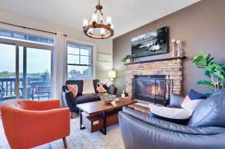 Mountain Chalet Ski, Hike, & Explore - Crescent Lake - 2