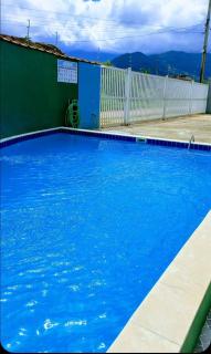 Apartamento com piscina a 600 metros da praia da Maranduba - 0