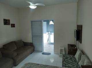 Apartamento com piscina a 600 metros da praia da Maranduba - 3