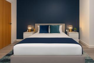 Modern 2 Bedroom Flat in the Heart of Wembley - 1