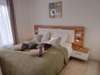 Elegant Villa Ilma with Pool - Villa With Pool - 3