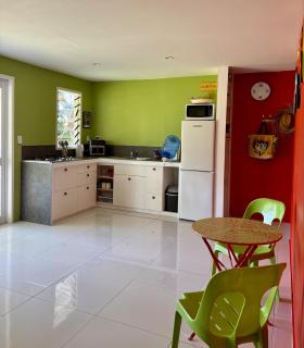 Mango Palace - Bright Island Home - 1