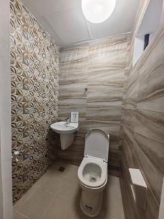 Ocean and City Views 3BR 3BA Cebu Condo with Parking - 9