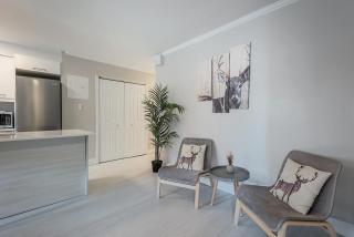 Cozy 1BR - Heart of Montreal - 9