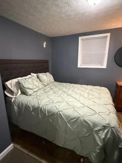 Cozy Backyard Apartment Close to Everything! - 2