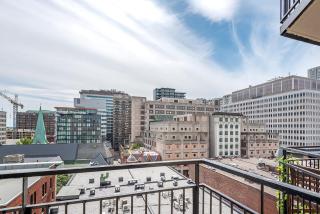 Outstanding 1BR in Heart of Downtown Montreal - 8