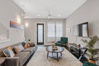 Chic Nashville Home Near Downtown Sleeps 14 - 9