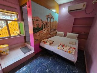 TEMPLE VIEW GUEST HOUSE - 3