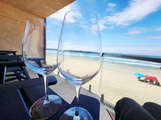 Modern Coastal Escape Breathtaking Ocean - 9