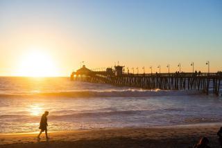 Modern Coastal Escape Breathtaking Ocean - 3