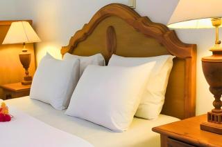 Eleonora Haven1 BR Walk To Beach ZN329 - 4