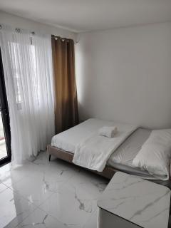 The Stonecast Residences - 7