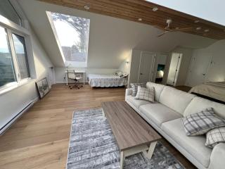 Willows Beach Loft Apartment - 2