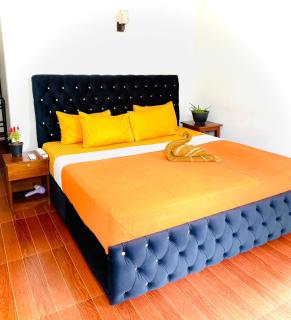 The Ceylan Crest ELLA - 8