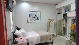 Casa com varanda próxima da Basílica - 1