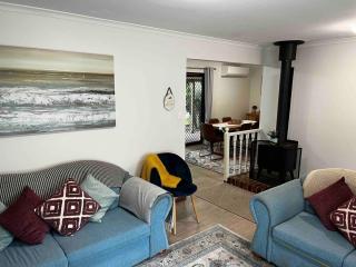 Elliot's Beach House - 0