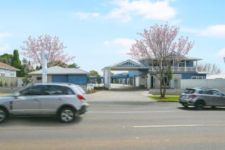 Avenue WEST Studio Units - 8