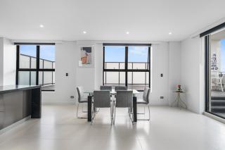 Exclusive Penthouse 3BR with Parking-Darling Harbour & ICC-10mins - 2