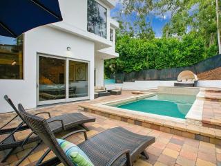 Hollywood Hills Luxury Mansion with Pool & Views - 7