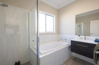 Elegant Retreat in Griffin a stylish getaway - 2