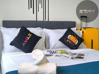 Meridin Sovo 1Bed Modern Sunny Pool View By STAY - 0