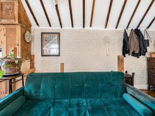 Pass the Keys Cosy Flat historic 1880 coach house North London - 2