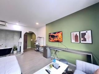 StayX Sunrise City View - 1