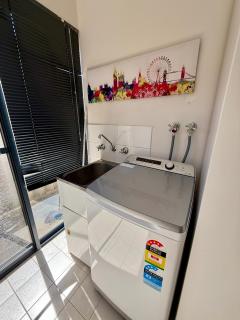 18 Home Base For Happy Days Family Stay 3brprkg - 8